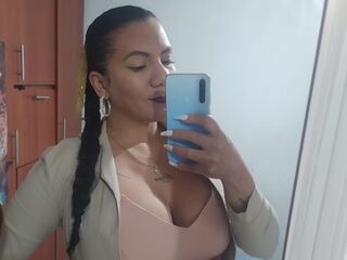 AlysaPear
