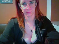 I love the silence of the early morning, when the whole world seems to freeze for a moment. At such moments, I feel inner peace. I like long walks - especially in parks or in nature. Fresh air, greenery, sun rays on my face - all this fills me with energy.