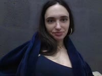 I am a curious and positive girl who loves new experiences, good conversations and fun moments. I enjoy yoga, games and exploring creative ideas.