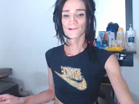 I am a very horny trans and daring I
like to show my butt in the camera