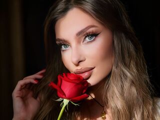 hot cam girl masturbating with sextoy Alessia
