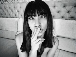 nude gamgirl CrissRusso