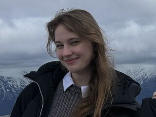 chatrubate cam girl DelorasWiant