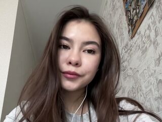 camslut video ElleStarling