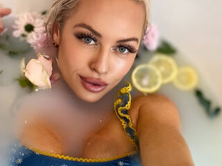 free live camsex IsabellaSaturn