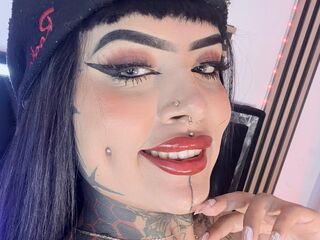 camgirl spreading pussy LauriDiamond