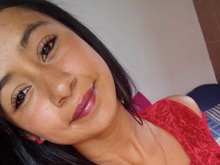 camslut topless LausLopez