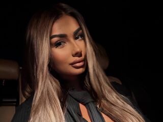 masturbating camgirl LeylaBunny