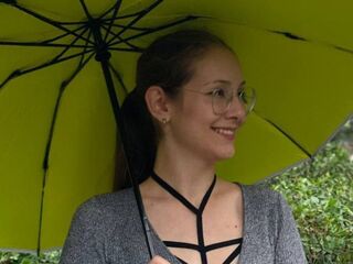 beautiful cam girl MayDavidge