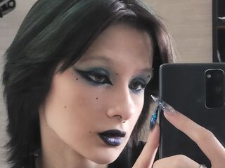 free web cam chat MeriHollway