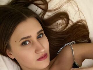 hot strip tease web cam RoxyCrave