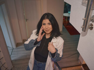 real live cam RyvaNoir