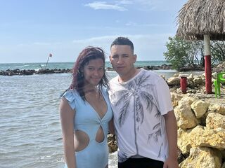 naked couple with webcam LyanandGala
