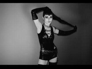 girl latex fetish cam AnatAmunet