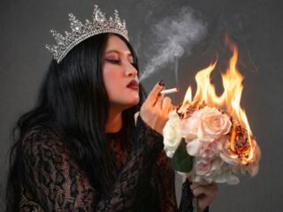 bizarre sex cam CoralQueenn