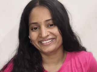 naked girl with webcam masturbating with vibrator AkanshaChaudary