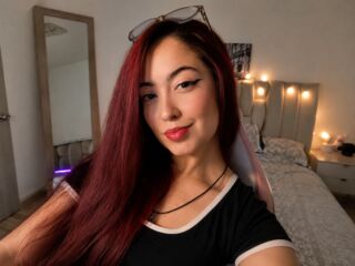 naughty camgirl masturbating AmaraFerrert