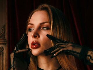 chat room live show AmeliaRos