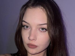 cam girl AmilyUiUi