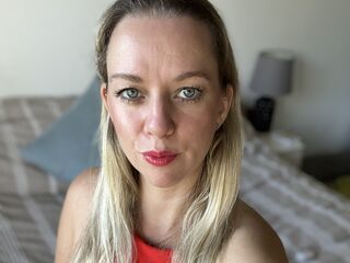 cam girl masturbating AmindaRobin