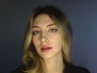 nude cam girl pic AmyHuckabey