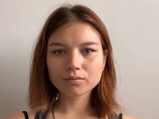 chatrubate cam girl AndreThreat