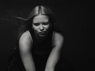 free live cam chat AngellaMaulin