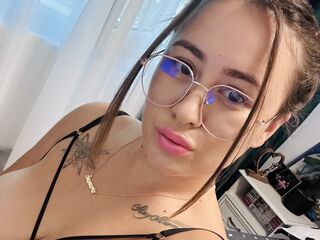 free chat AnneElla