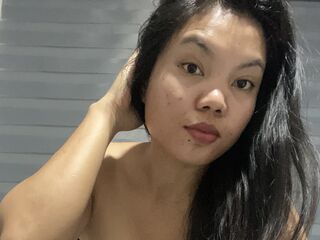 camslut fingering pussy AranyaMax