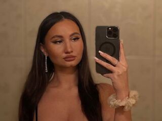 naughty cam girl masturbating with dildo AriaWaverly