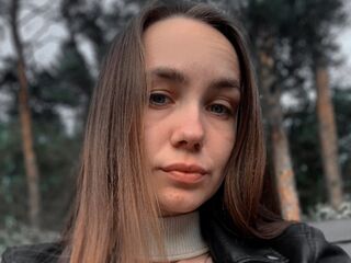 livesex cam girl ArletteCharity