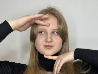 adult web cam ArmindaMerry