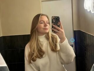 sexcam online AryaThomas