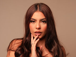 camgirl webcam BellaEscobar