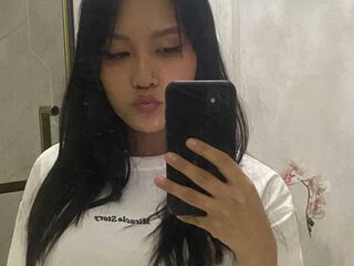 hot striptease webcam BerniceMaguire