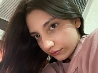 camwhore shaving pussy BetseyRognstad