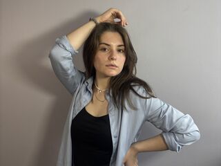 naked camgirl fingering pussy BiancaBraham