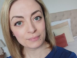 live teaser webcam BiancaLuxe