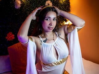camgirl masturbating with dildo CataleyaAmaya