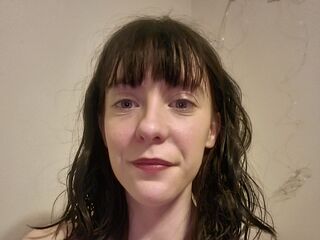 chatroom cam CharlotteAnne