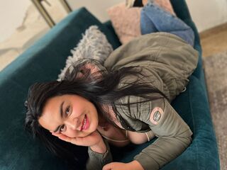 webcam chatroom CharlotteLowen