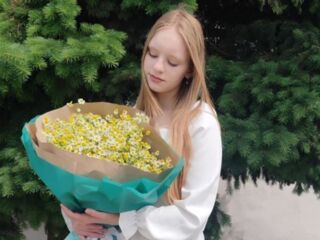 hot striptease web cam ChristieBrozyna