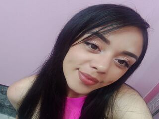 topless webcamgirl ChrystalCoper