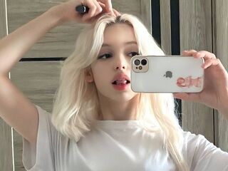 cyber sex chat CourtneyAdamo