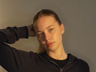free live webcam CristalCinnamond