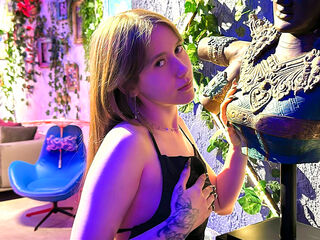 naked cam girl gallery DaisyWane