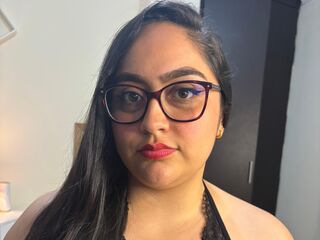 live webcam model DanielaAmados