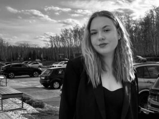camgirl masturbating with sextoy DarylCady
