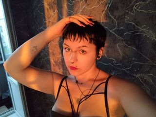 webcam babe chatroom DeniseHalle