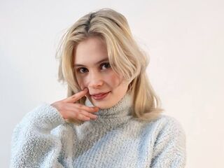 naked webcamgirl photo DionTarzia